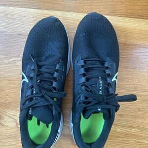 Nike Black and Green Running Shoes